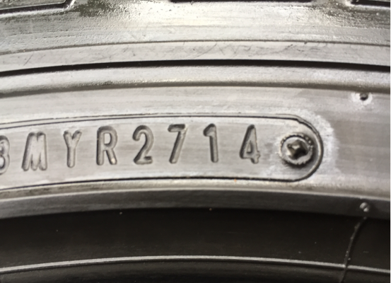 ยาง FALKEN 265 60 18 กลางปี14 ดอกเต็ม ใช้กันยาว ราคาไม่แพง