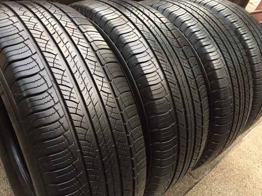 ยาง Michelin 265 65 17 สิ้นปี14 ดอกเต็ม ใช้ยาว ราคาไม่แพง ยาง Michelin 265 65 17 สิ้นปี14 ดอกเต็ม ใช้ยาว ราคาไม่แพง