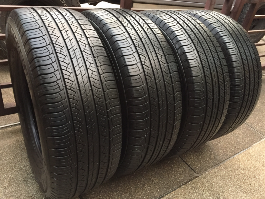 ยาง Michelin 265 65 17 สิ้นปี14 ดอกเต็ม ใช้ยาว ราคาไม่แพง ยาง Michelin 265 65 17 สิ้นปี14 ดอกเต็ม ใช้ยาว ราคาไม่แพง