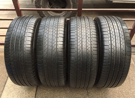 ยาง Michelin 265 65 17 สิ้นปี14 ดอกเต็ม ใช้ยาว ราคาไม่แพง ยาง Michelin 265 65 17 สิ้นปี14 ดอกเต็ม ใช้ยาว ราคาไม่แพง