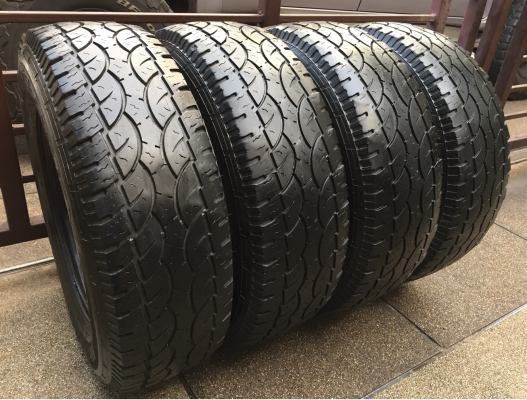 ยาง All Deestone 235 75 15 ปี14 ดอกเยอะ พร้อมใช้งาน ราคาไม่แพง