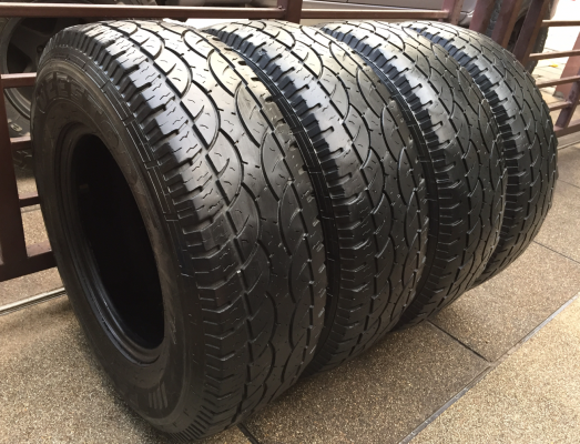 ยาง All Deestone 235 75 15 ปี14 ดอกเยอะ พร้อมใช้งาน ราคาไม่แพง