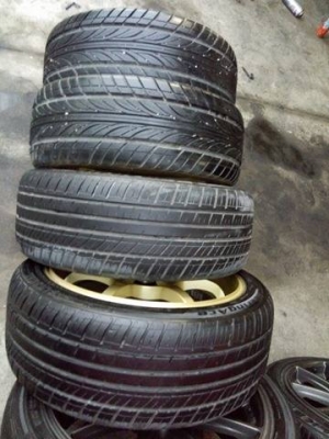 แม็ก 17 กว้าง 7 ออฟ 40 พร้อมยางปลายปี 15 ราคา 7500 บาท