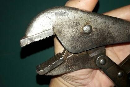 ขายคีมล็อกVISE-GRIP 10R Made in USA.มือสองสภาพใช้งาน ขายคีมล็อกVISE-GRIP 10R Made in USA.มือสองสภาพใช้งาน