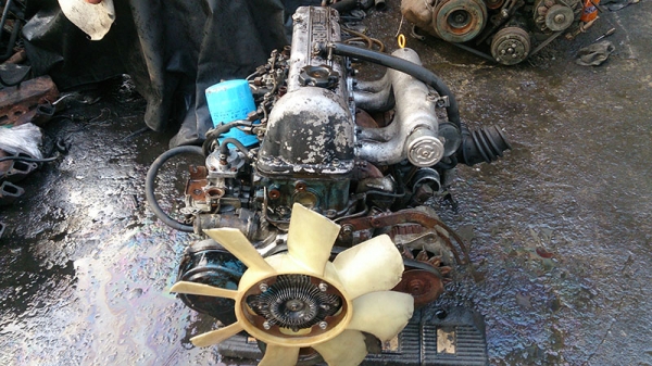 ขายเครื่องยนต์นิสสัน LD20  ONE TURBO