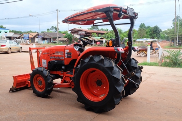 รถไถมือสอง L3608SP + ใบมีด + ผาน 1 ตัว   ดาวน์เริ่มต้นเพียง 20,000บาท เท่านั้น สนใจโทรเลย 089-0111624