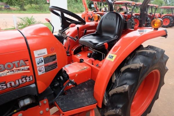 รถไถมือสอง L3608SP + ใบมีด + ผาน 1 ตัว   ดาวน์เริ่มต้นเพียง 20,000บาท เท่านั้น สนใจโทรเลย 089-0111624