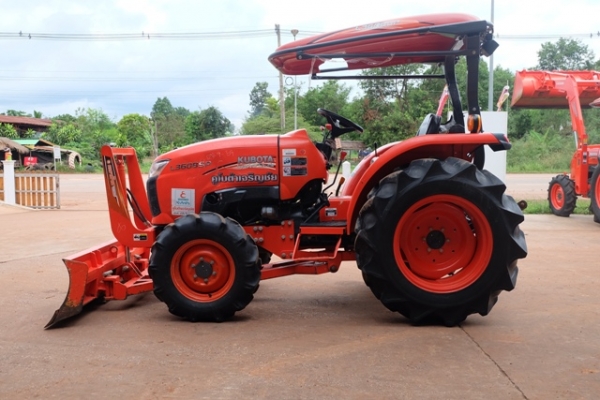 รถไถมือสอง L3608SP + ใบมีด + ผาน 1 ตัว   ดาวน์เริ่มต้นเพียง 20,000บาท เท่านั้น สนใจโทรเลย 089-0111624