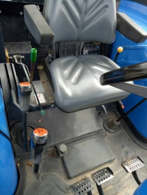 รถไถ NEWHOLLAND