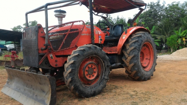 ขายรถไถ KUBOTA M7040 พร้อมดันหน้า ผาน6 เมืองทอง ราคา 440,000 มีเล่มทะเบียนพร้อมโอน มีรถขนส่งบริการ สนใจสอบถามได้ DC Tractor Rayong อ.แกลง ระยอง 0818618678, 0899347475 id line=0818618678 id line=0899347475 https://www.facebook.com/DC-Tractor-Rayong-307154 ขายรถไถ KUBOTA M7040 พร้อมดันหน้า ผาน6 เมืองทอง ราคา 440,000 มีเล่มทะเบียนพร้อมโอน มีรถขนส่งบริการ สนใจสอบถามได้ DC Tractor Rayong อ.แกลง ระยอง 0818618678, 0899347475 id line=0818618678 id line=0899347475 https://www.facebook.com/DC-Tractor-Rayong-307154