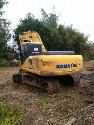 ขาย 1,350,000 KOMATSU pc 200-7 ไฟฟ้าครบ เค่องดี ปั้มรง เอวแน่น ช่วงงล่างเต็ม 16,000ชม.เล่มทะเบียน(รถอยู่ ศรีเกษ) 090-772-3710 090-772-3708
