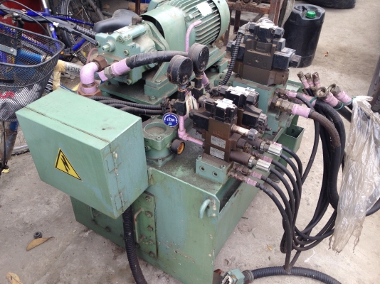 ขายชุดปั้มน้ำมันไฮโดรลิค Daikin made in Japan ขนาด 5HP. 380V พร้อมวาล์วคอนโทรล 100VAC 4ชุด สภาพสวยเดิมๆ พร้อมใช้งาน ขายชุดปั้มน้ำมันไฮโดรลิค Daikin made in Japan ขนาด 5HP. 380V พร้อมวาล์วคอนโทรล 100VAC 4ชุด สภาพสวยเดิมๆ พร้อมใช้งาน