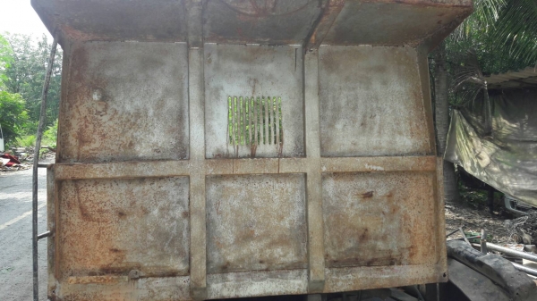 กระบะดั๊ม 6 ล้อ กลาง สภาพดีอุปกรณ์ครบ ไม่ผุ พร้อมใช้งาน