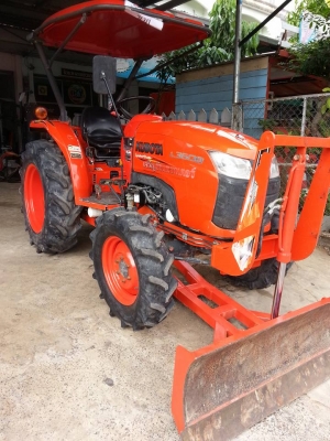 ขายจ้า 36 แรง ตัวรถ+ใบดัน เอกสารชุดโอนครบ ราคา 242,000บาท กันทรลักษ์ ศรีสะเกษ โทร.0816004753 ราคาต่อรองได้จ้า...