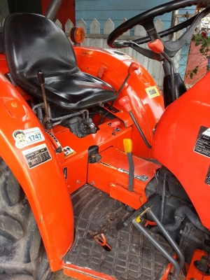 ขายจ้า 36 แรง ตัวรถ+ใบดัน เอกสารชุดโอนครบ ราคา 242,000บาท กันทรลักษ์ ศรีสะเกษ โทร.0816004753 ราคาต่อรองได้จ้า...