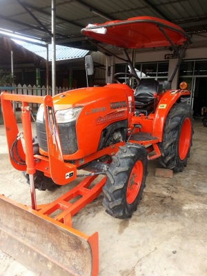 ขายจ้า 36 แรง ตัวรถ+ใบดัน เอกสารชุดโอนครบ ราคา 242,000บาท กันทรลักษ์ ศรีสะเกษ โทร.0816004753 ราคาต่อรองได้จ้า...