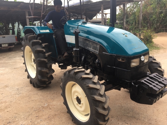 รถไถมือสอง ขายรถไถไทยชัน454สภาพสวยๆโลตานี้ราคา125000บาท สวยๆครับ สนใจ โทร 081-365-5997 อำพร พาเจริญ ต. วังบัว อ. คลองขลุงจ.กำแพงเพชร ดูสินค้าเพิ่มเติมได้ที่  (http://buasorn.truck2hand.com)