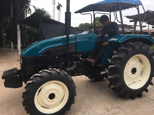 รถไถมือสอง ขายรถไถไทยชัน454สภาพสวยๆโลตานี้ราคา125000บาท สวยๆครับ สนใจ โทร 081-365-5997 อำพร พาเจริญ ต. วังบัว อ. คลองขลุงจ.กำแพงเพชร ดูสินค้าเพิ่มเติมได้ที่  (http://buasorn.truck2hand.com)