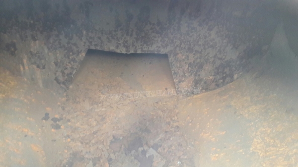 ถังน้ำตั้งพื้นหรือบนกระบะรถได้ ขนาดยาว 3.60 เมตร ขนาดกว้าง 2.00 เมตร ขนาดบรรจุ 6,000 ลิตร มี 3 ลูก