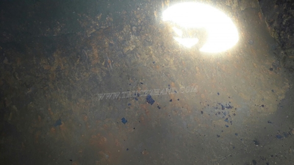 ถังน้ำตั้งพื้นหรือบนกระบะรถได้ ขนาดยาว 3.60 เมตร ขนาดกว้าง 2.00 เมตร ขนาดบรรจุ 6,000 ลิตร มี 3 ลูก