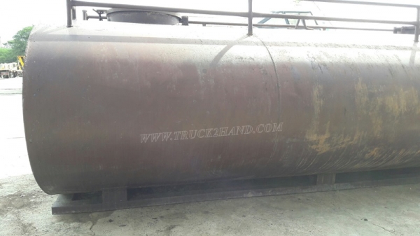 ถังน้ำตั้งพื้นหรือบนกระบะรถได้ ขนาดยาว 3.60 เมตร ขนาดกว้าง 2.00 เมตร ขนาดบรรจุ 6,000 ลิตร มี 3 ลูก