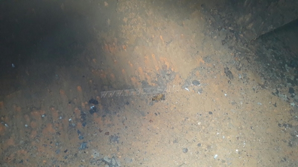 ถังน้ำตั้งพื้นหรือบนกระบะรถได้ ขนาดยาว 3.60 เมตร ขนาดกว้าง 2.00 เมตร ขนาดบรรจุ 6,000 ลิตร มี 3 ลูก