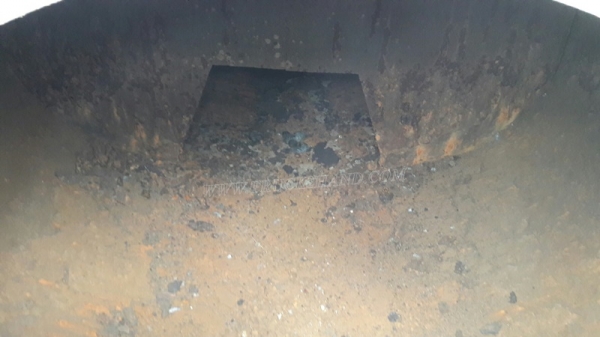 ถังน้ำตั้งพื้นหรือบนกระบะรถได้ ขนาดยาว 3.60 เมตร ขนาดกว้าง 2.00 เมตร ขนาดบรรจุ 6,000 ลิตร มี 3 ลูก