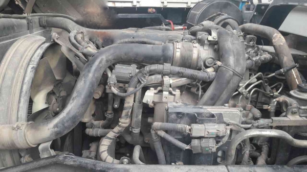 รถอีซูซุ 10 ล้อดั้ม FVZ 300 แรงม้า. ปี 53 , ( รถ วิ่ง 1xx,xxx กม. ) สนใจติดต่อ 081 - 6079515 รถอีซูซุ 10 ล้อดั้ม FVZ 300 แรงม้า. ปี 53 , ( รถ วิ่ง 1xx,xxx กม. ) สนใจติดต่อ 081 - 6079515