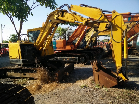 ขายรถแม็คโคตามสภาพ ยี่ห้อ J&amp;G80 เก่าไทยรถใช้งานได้ปกติ มีรั่วซึมนิดหน่อย