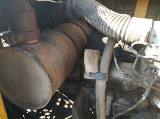 ขายรถแม็คโคตามสภาพ ยี่ห้อ J&amp;G80 เก่าไทยรถใช้งานได้ปกติ มีรั่วซึมนิดหน่อย