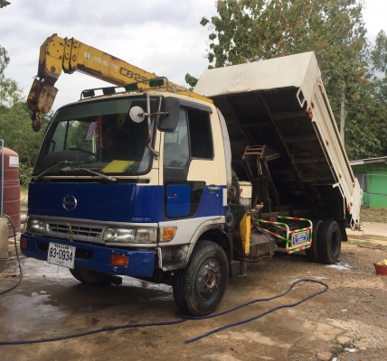 รถหกล้อเครน กระบะดั้ม