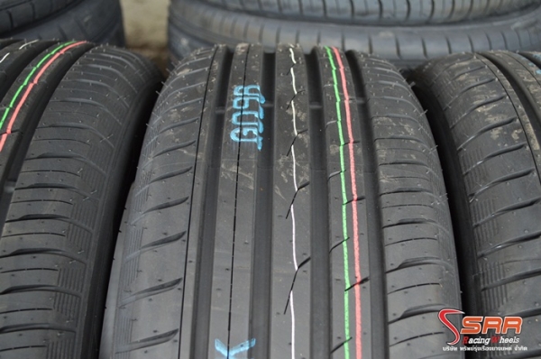 TOYO CF2 215/60R16 เส้นละ 4,000 บาท