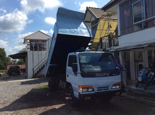 รถบรรทุกดั้ม 6 ล้อ ISUZU NKR เครื่อง 110 แรง ห้างแท้ ปี 40