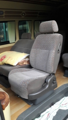 TOYOTA COMMUTER 2007  / ค./ 2500 / ดีเซล  300000  กิโล  ราคา 587000  บาท  แต่งวีไอพี รถบ้านไม่เคยรับจ้าง   วันทูคอล 0986683479 dtac 0991751349 สิทธิ์ คับ