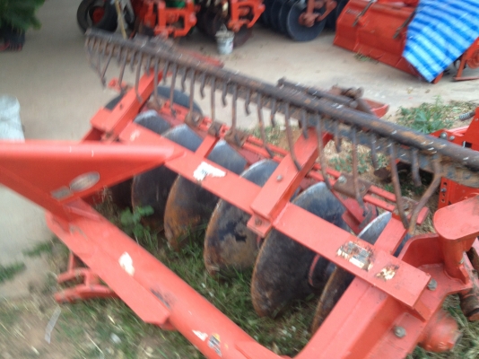 ขายคราดใส่รถไถติดมากับผาน M60