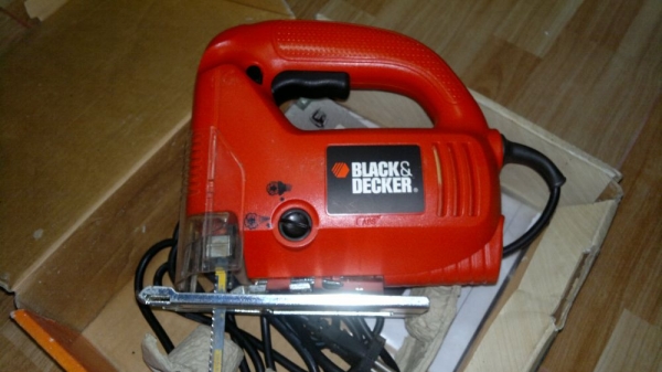 ขายเลื่อยจิ๊กซอว์ Black & Decker สภาพใหม่ เก่าเก็บ ขายเลื่อยจิ๊กซอว์ Black & Decker สภาพใหม่ เก่าเก็บ