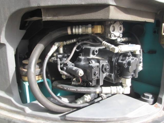 รถแมคโคร ยี่ห้อ Kobelco  Model. SK135SR-2 S/No. YY06-15005 Year. 2009 Hour. 4643