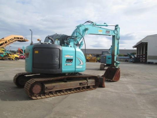 รถแมคโคร ยี่ห้อ Kobelco  Model. SK135SR-2 S/No. YY06-15005 Year. 2009 Hour. 4643