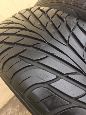 ขายยาง MAXXIS 265-60-18 ปี14 ดอกหนาจัด ไม่มีปะ ไม่มีตำหนิ คู่ละ 3,000 บาท