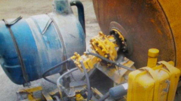 ขายโม่ปูน บรรจุได้ 2.5 คิว  เก่าจากนอก ยังไม่เคยใช้งาน ขายราคาถูก 210,000บาท