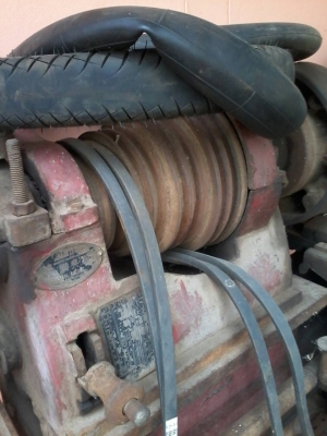 เครื่องกลึงจินเฮง