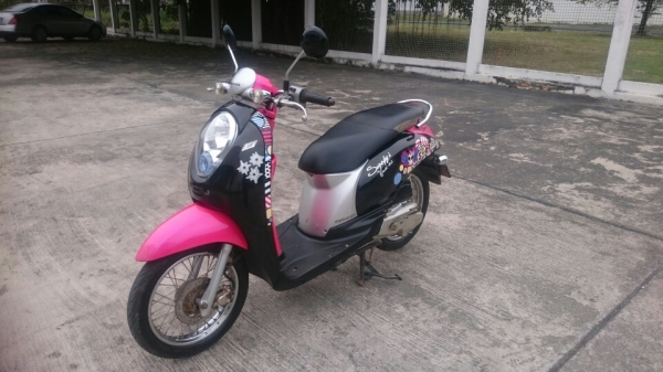 scoopy i เครื่องเดิม พร้อมใช้งาน