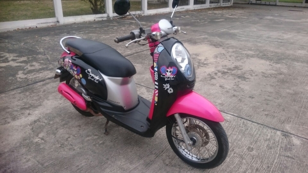 scoopy i เครื่องเดิม พร้อมใช้งาน