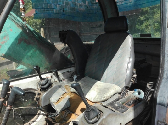 ขายรถแม็กโค โกเบลโก้ SK200 มาร์ทไฟธรรมดา ขายรถแม็กโค โกเบลโก้ SK200 มาร์ทไฟธรรมดา