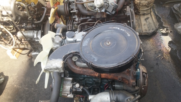 เครื่องยนต์ นิสสัน SD23 เครื่องสวยๆพร้อ มใช้รับประกัน เครื่องยนต์ นิสสัน SD23 เครื่องสวยๆพร้อ มใช้รับประกัน