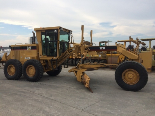 รถเกรด CAT รุ่น 12H ใบมีด 14 ฟุต ริปเปอร์ นำเข้าจากอเมริกา ถึงไทยแล้วครับ สวยมาก ๆ