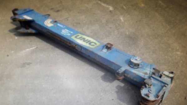 ขาย///บูมเครน 2.2 t  เก่าจากนอก 2ชัก ยี่ห้อ UNIC  ขายถูก ราคา 20,000 บาท