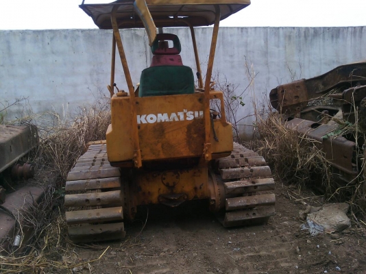 ขายKOMATSU D2 รุ่น5