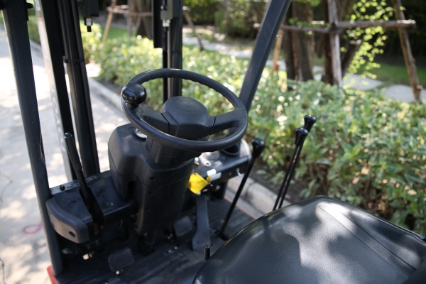 ขาย FOLKLIFT TOYOTA จิ๋วแต่แจ๋ว ยก 700-800 กิโลสบาย