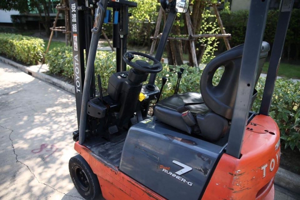 ขาย FOLKLIFT TOYOTA จิ๋วแต่แจ๋ว ยก 700-800 กิโลสบาย
